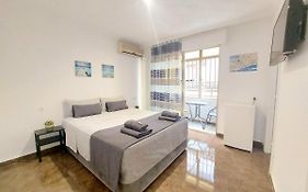 Gloria Host House